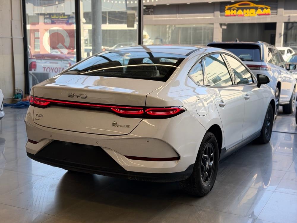 بي واي دي Qin Plus